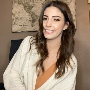 Meet your Posher, Kaitlin